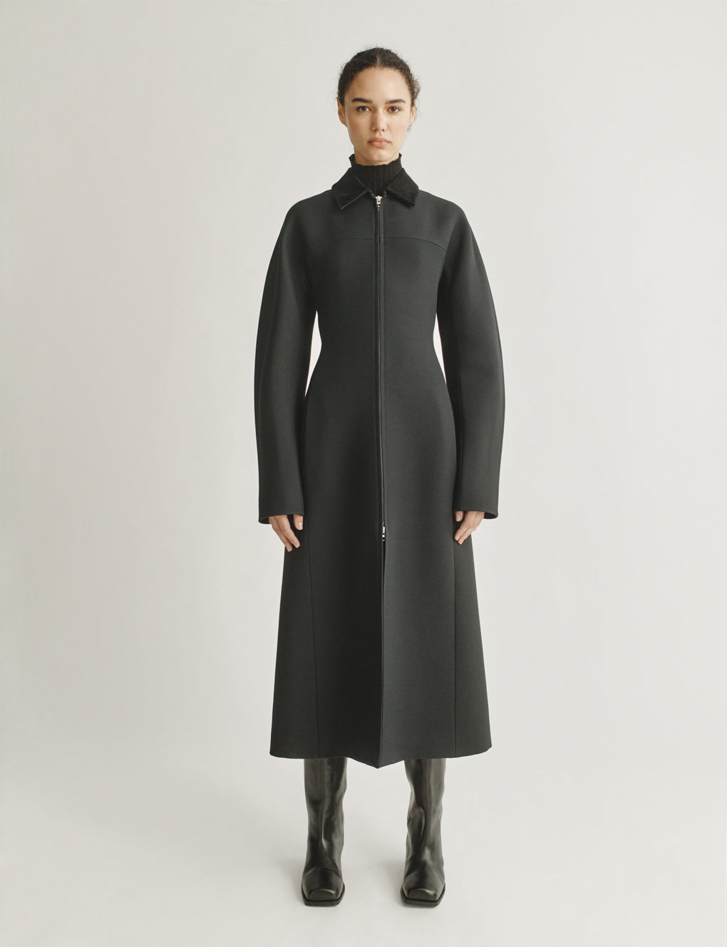The Neo Coat in Structured Wool-Silk – Attersee