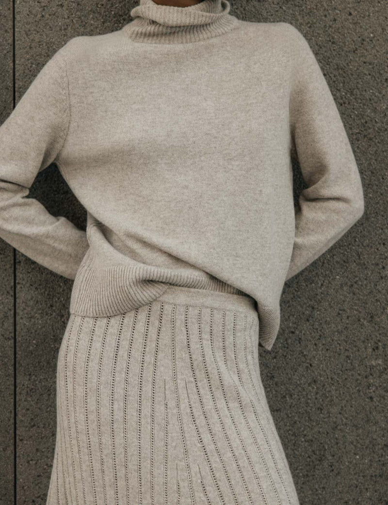 The Cashmere Wool Turtleneck