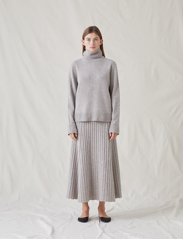 The Cashmere Wool Turtleneck [TAUPE]