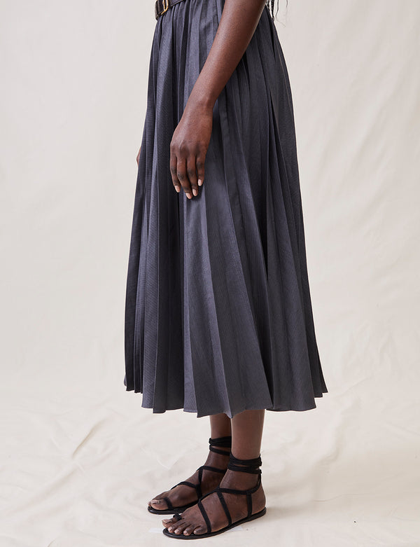 The Pleated Skirt