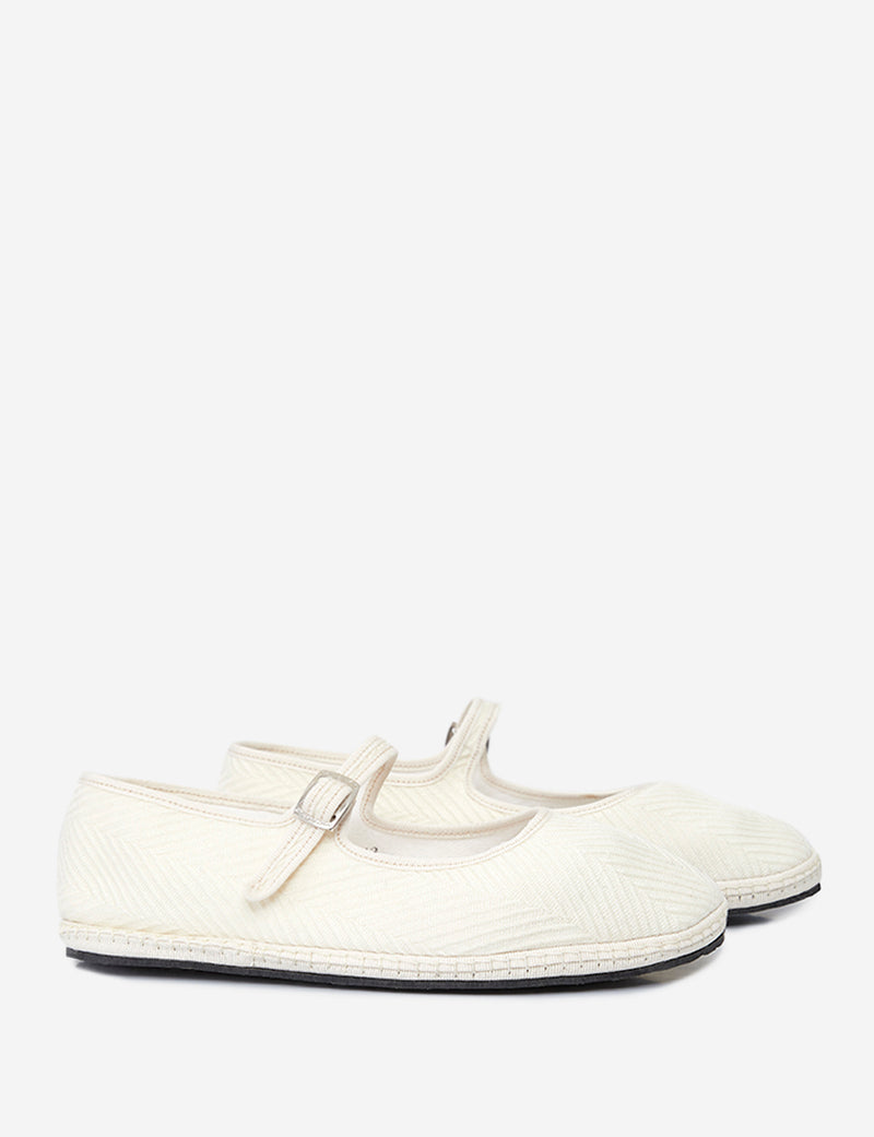 Drogheria Crivellini for Attersee – The Mary Janes